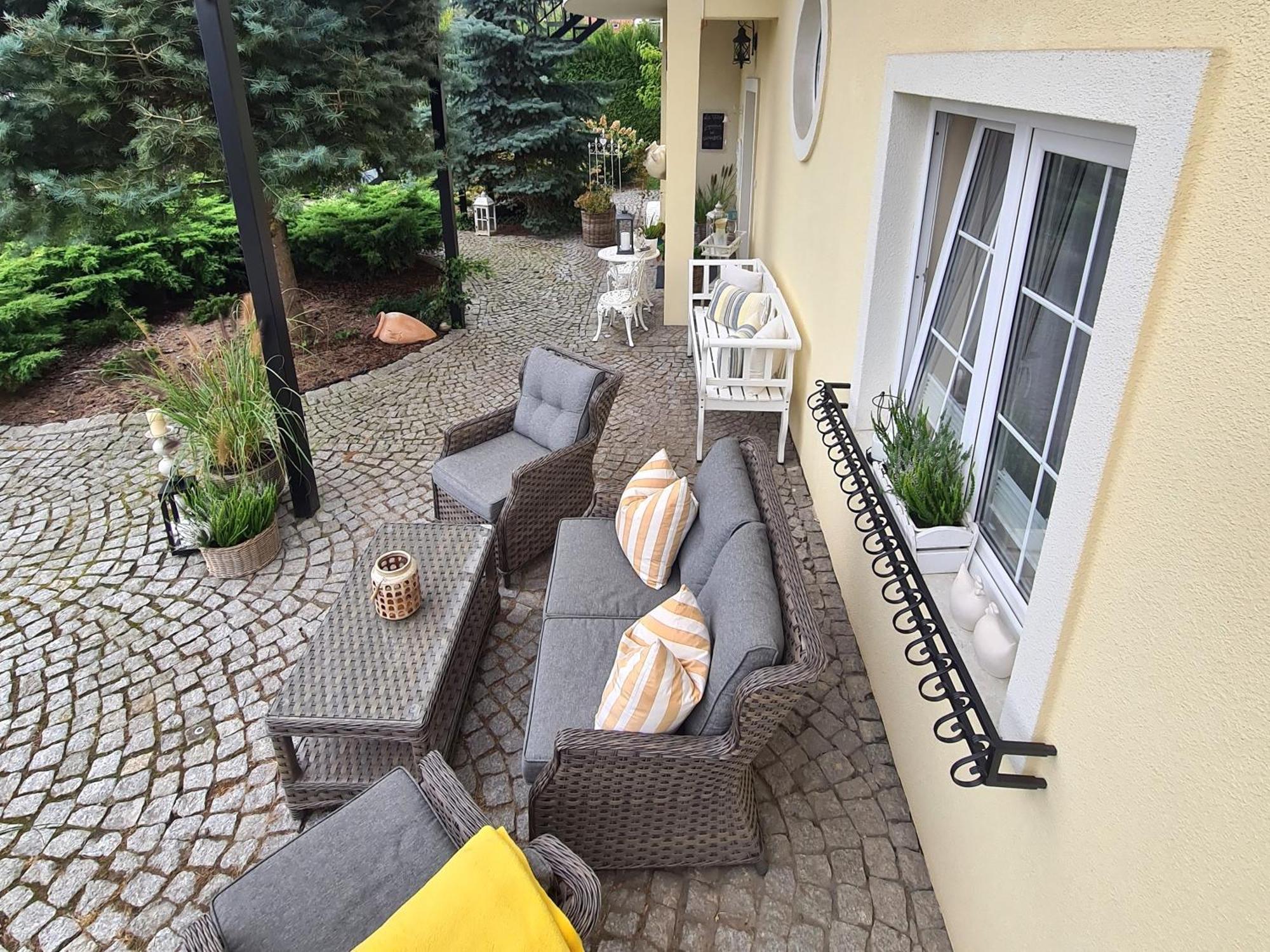 Apartamenty "La Villa" Z Klimatyzacja, Ogrodem, Parkingiem, Blisko Centrum Bad Kudowa Exterior foto