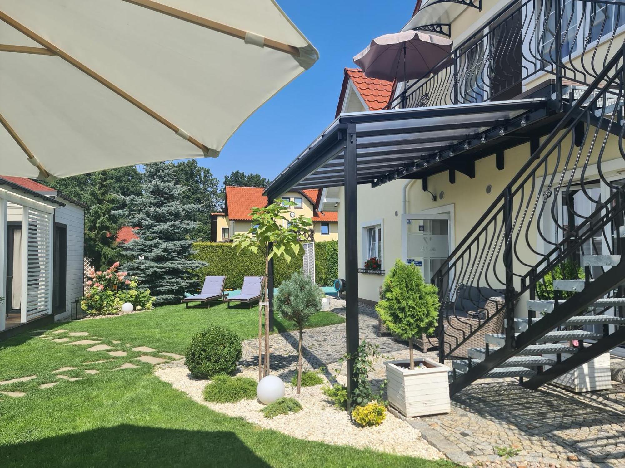 Apartamenty "La Villa" Z Klimatyzacja, Ogrodem, Parkingiem, Blisko Centrum Bad Kudowa Exterior foto